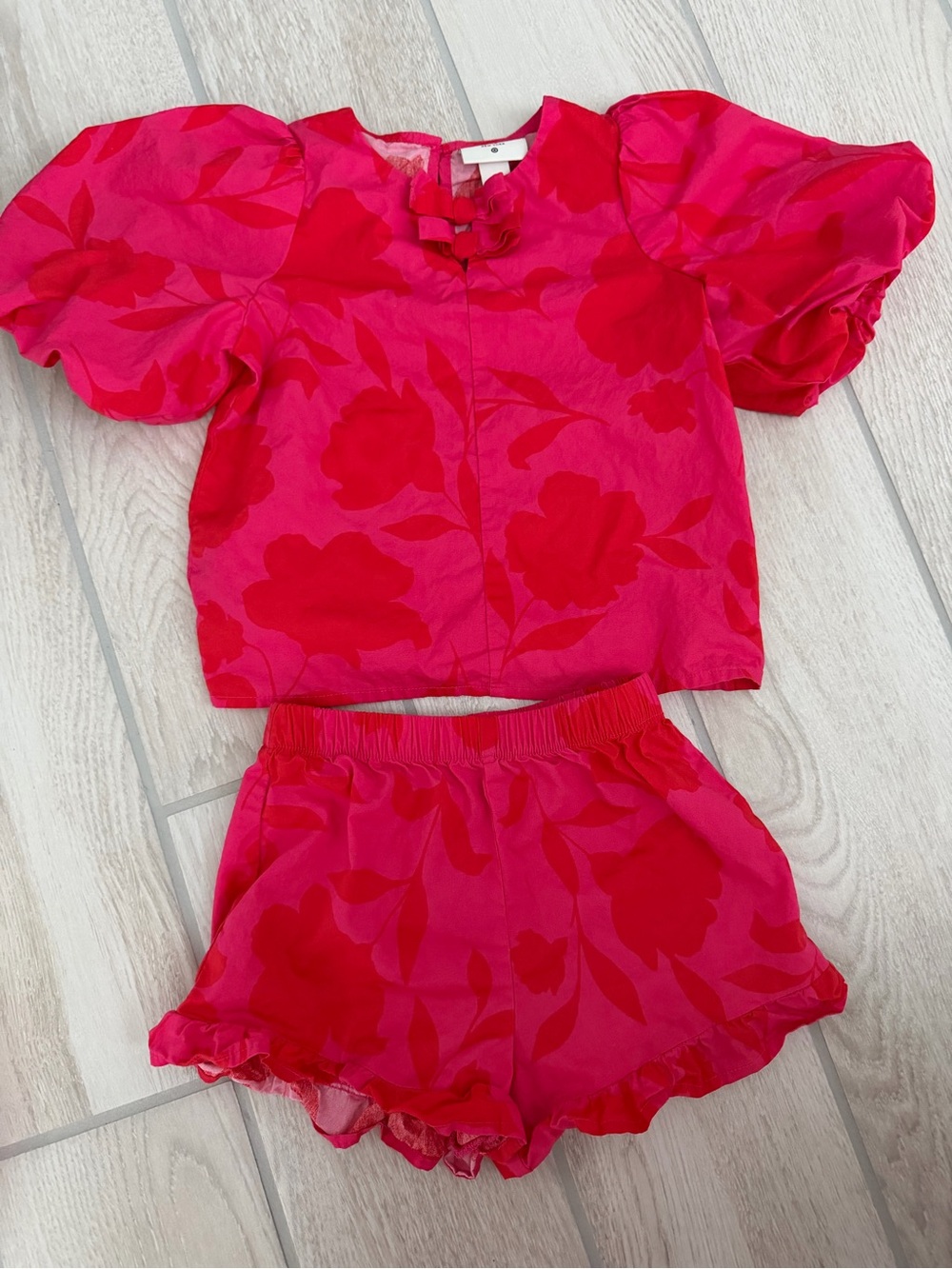 Kate Spade Target Sz 3 Bright Pink Floral Puff Sleeve Top & Shorts Set